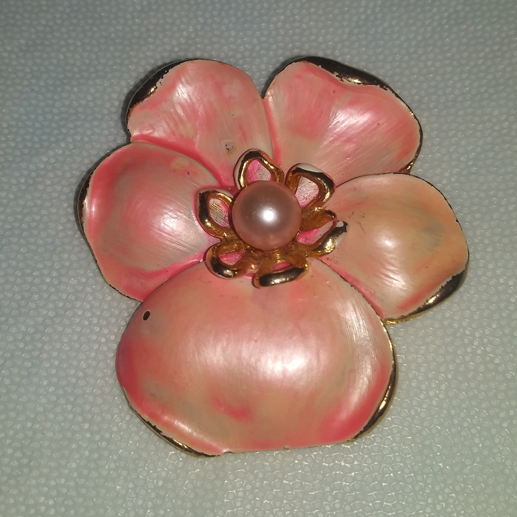 Kramer Brooch Enameled Flower Vintage 20$